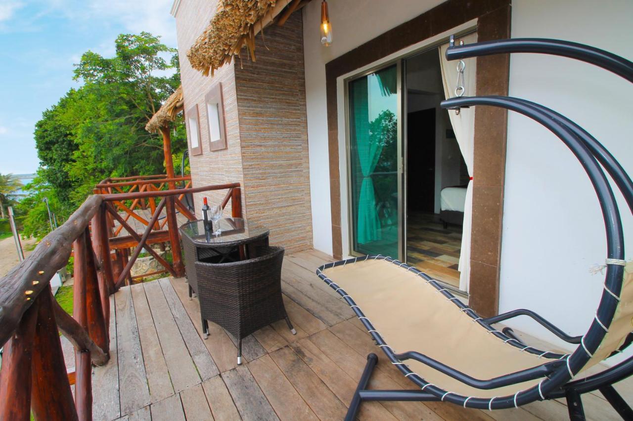 Hotel Pancho Villas Bacalar - Free Bikes And Paddles Kültér fotó