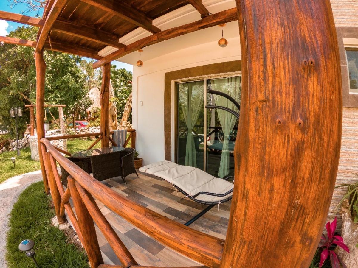 Hotel Pancho Villas Bacalar - Free Bikes And Paddles Kültér fotó