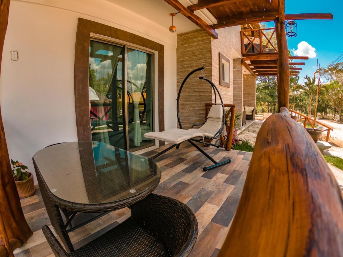 Hotel Pancho Villas Bacalar - Free Bikes And Paddles Kültér fotó