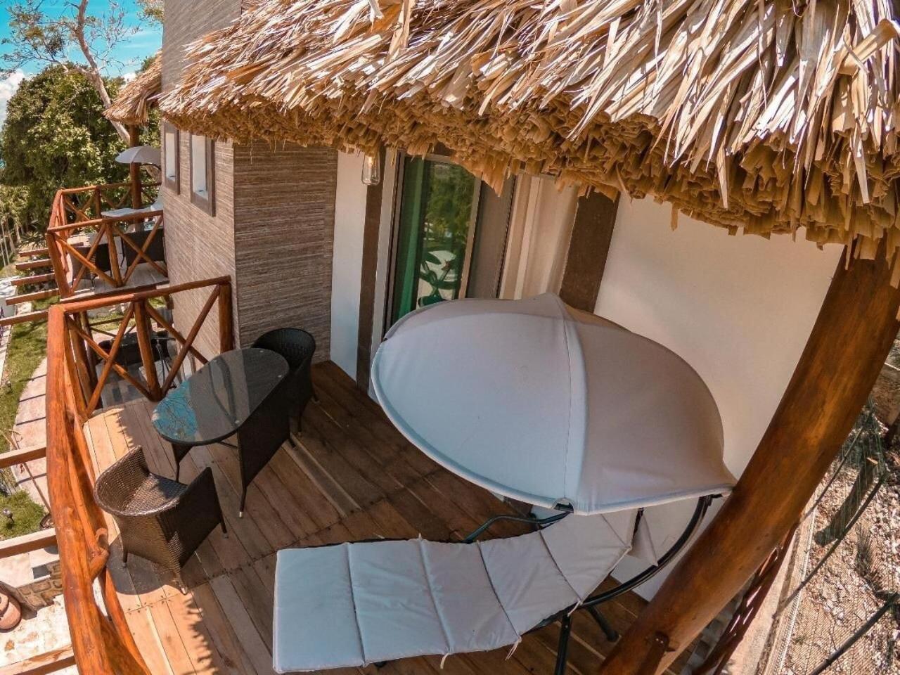 Hotel Pancho Villas Bacalar - Free Bikes And Paddles Kültér fotó